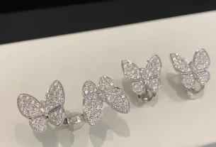 四叶草白贝母手串——天然灵气饰品，家居风水必备，购物推荐爆款！