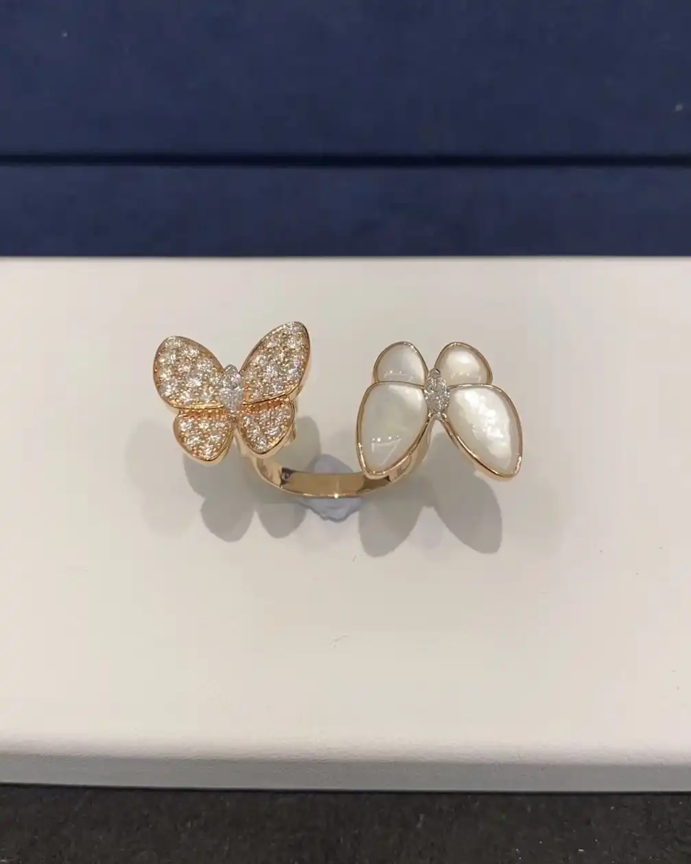 四叶草白贝母手串定制图片展示