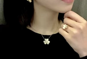 四叶草白贝母手串：天然美饰，养生珍品，选购指南与价格对比