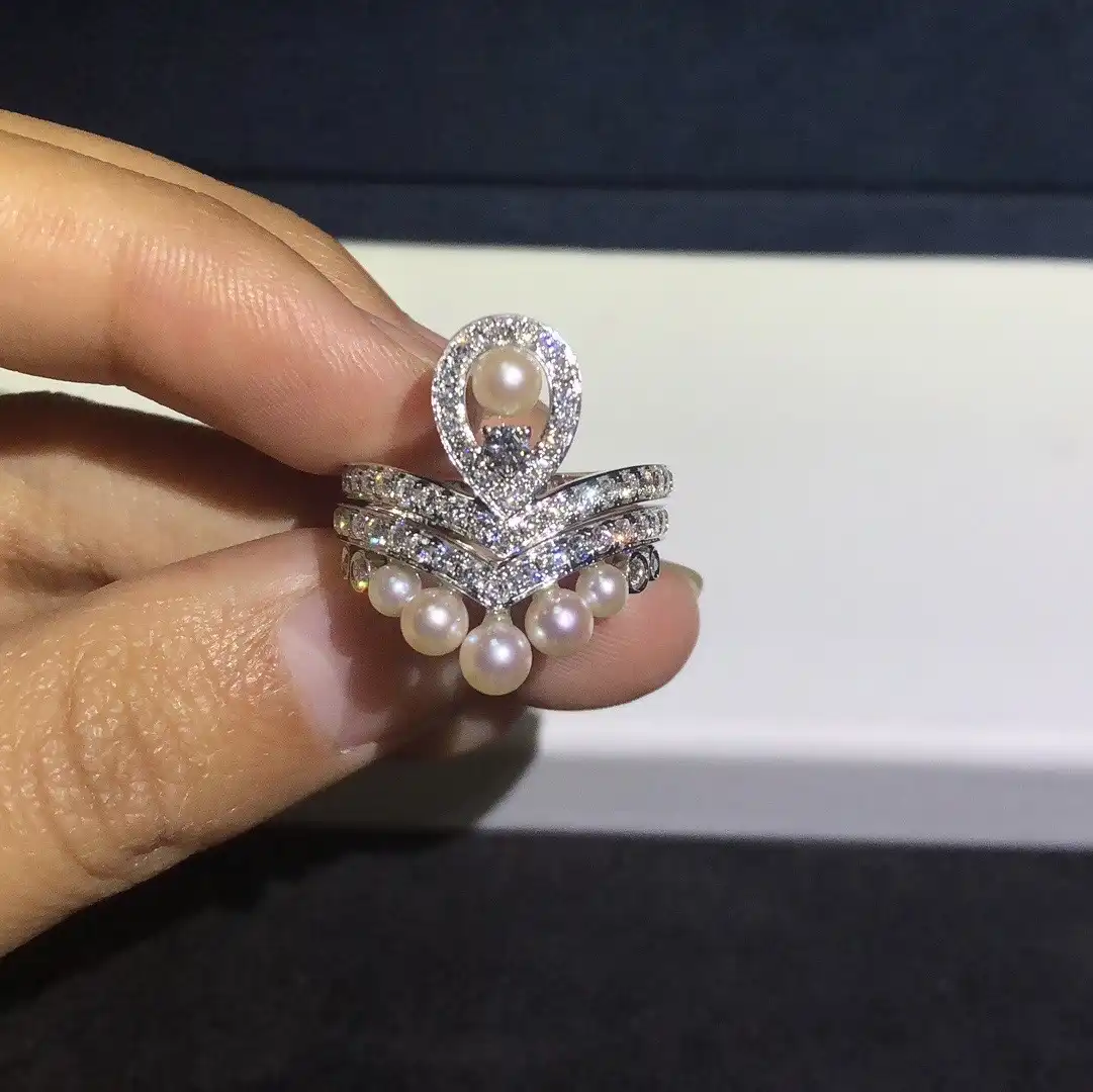 四叶草白贝母手串定制图片展示