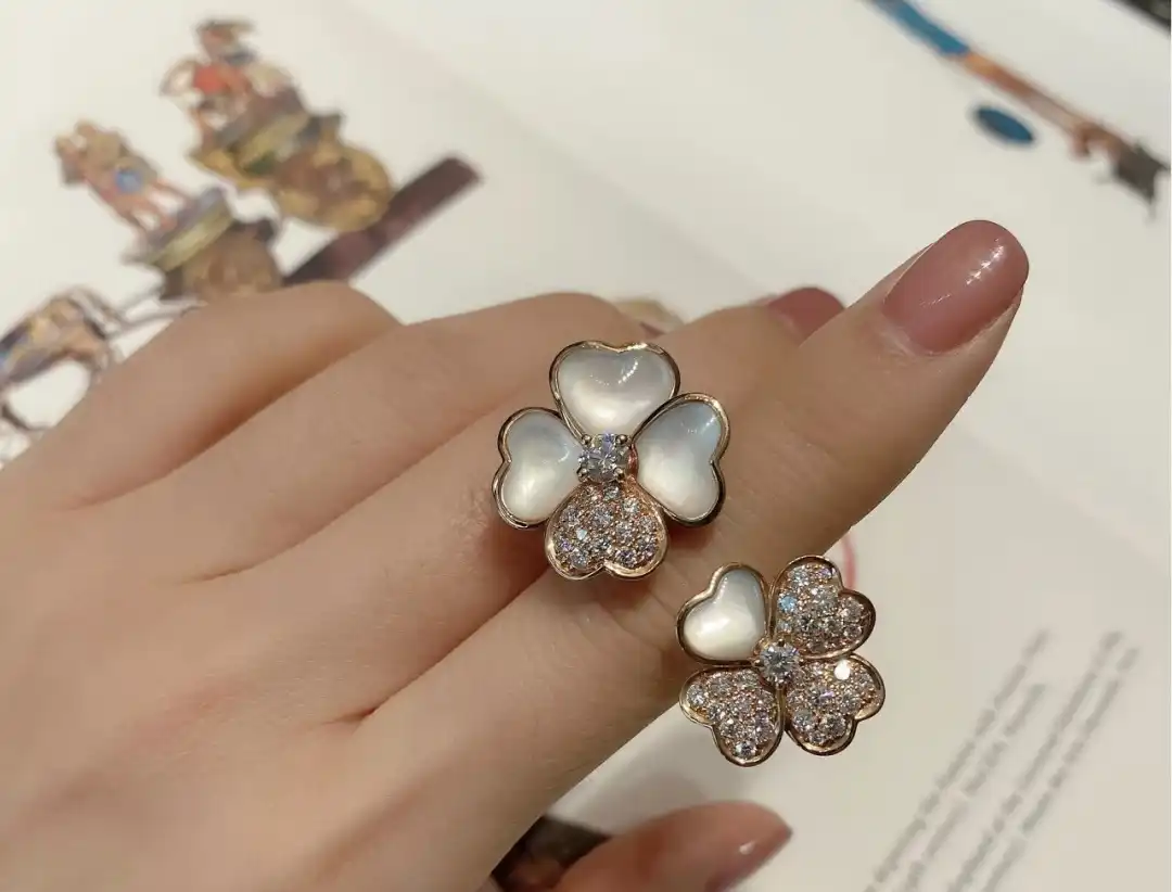 四叶草爱心项链定制图片展示