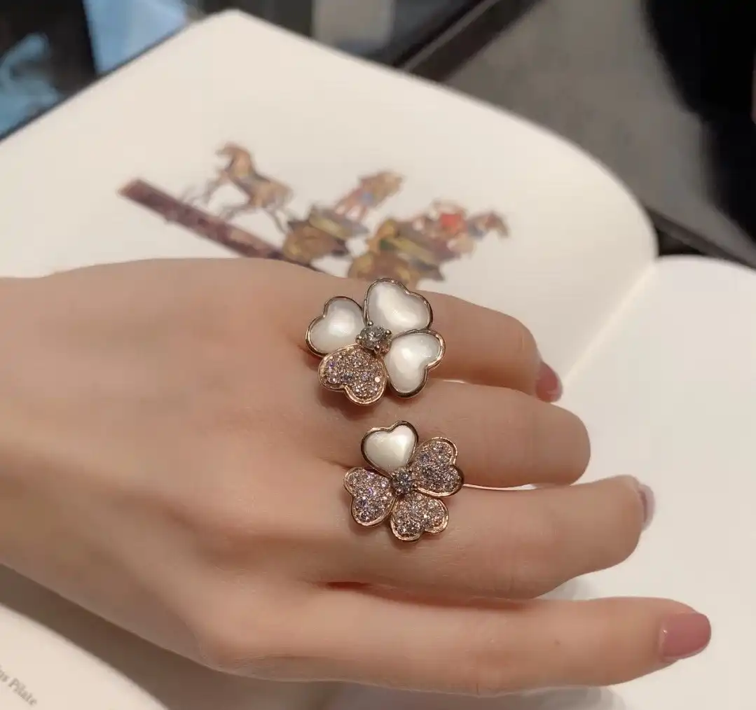 四叶草爱心项链定制图片展示