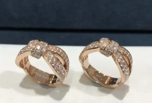 四叶草白贝母手串：天然美玉养生饰品，佩戴指南与选购技巧