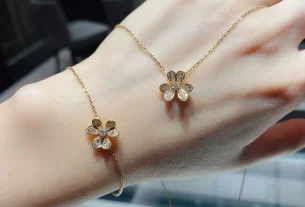 四叶草白贝母手串热销款式：天然美玉饰品，养生保健必备，快来选购！🍀💎