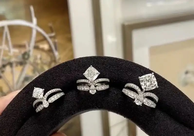 四叶草白贝母手串定制图片展示