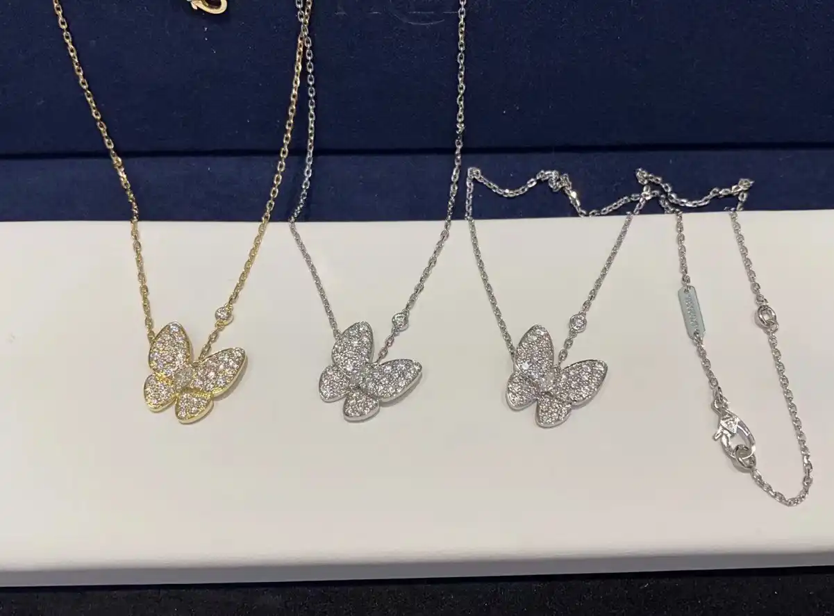 四叶草白贝母手串定制图片展示
