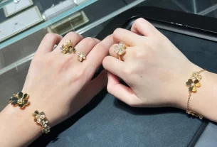四叶草爱心项链：独特设计款，时尚潮流饰品，轻松打造爱心佩戴体验