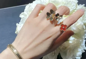 四叶草五花手链热销爆款：时尚潮流饰品，轻松吸睛必备！【手链选购指南】