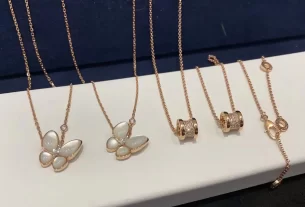 四叶草白贝母手串——天然宝石饰品，养生护身必备，热门搜索推荐！