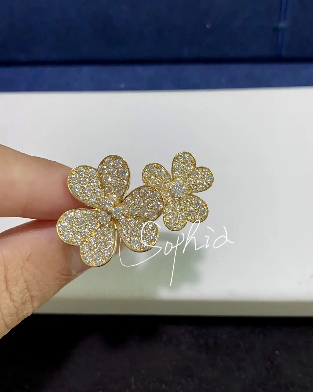 四叶草白贝母手串定制图片展示