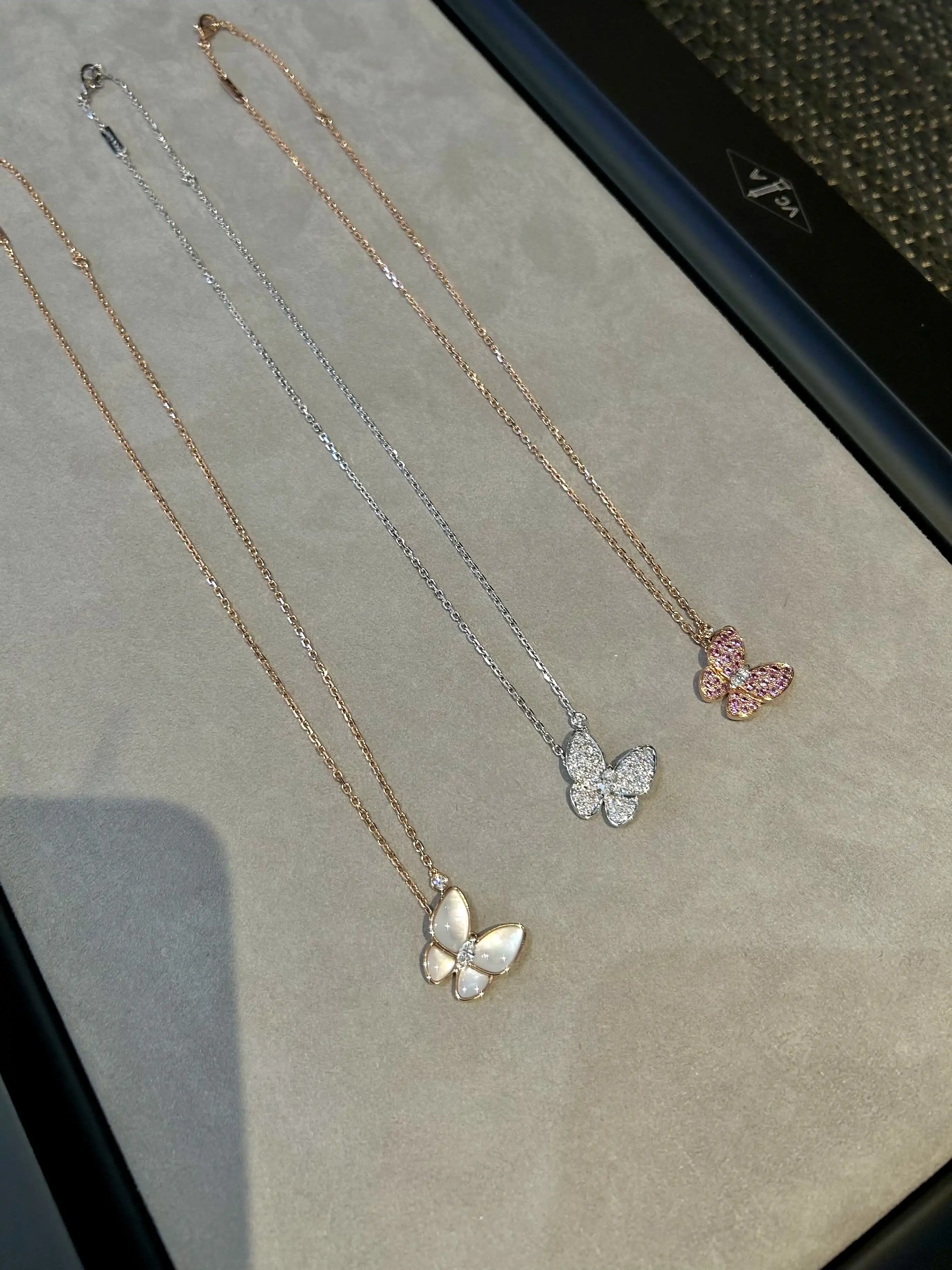 四叶草白贝母手串定制图片展示