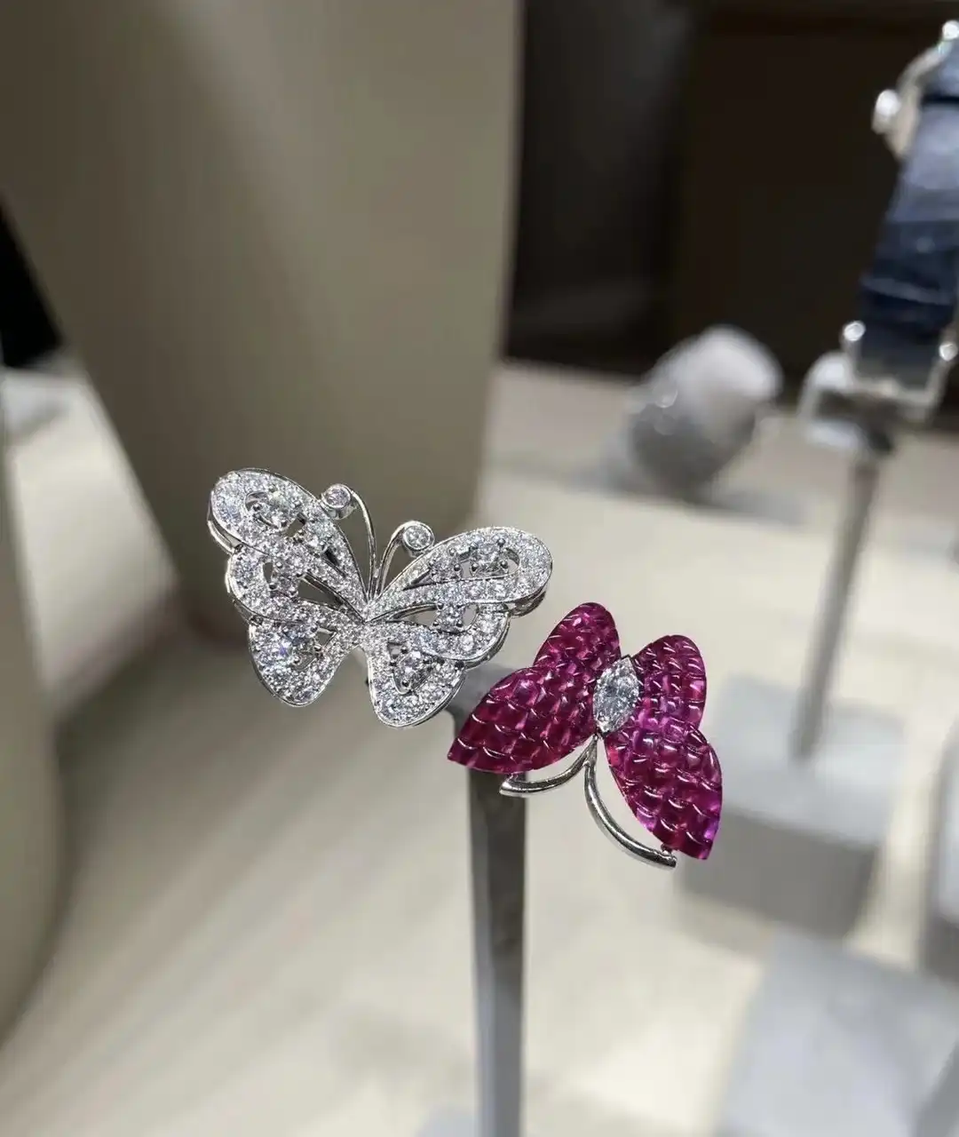 四叶草白贝母手串定制图片展示