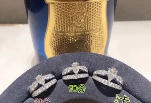 四叶草爱心项链：独特设计寓意，浪漫饰品选购指南