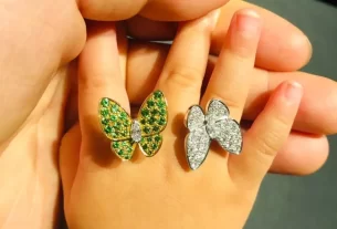 四叶草白贝母手串：天然宝石美饰，寓意吉祥，选购指南推荐
