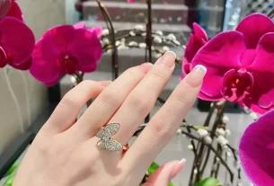 四叶草白贝母手串——天然美玉养生饰品，独特寓意，SEO优化标题推荐