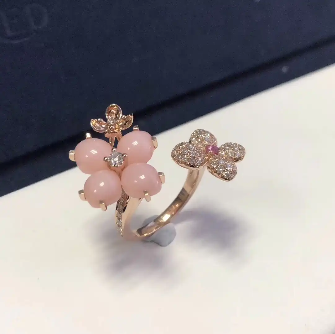 四叶草白贝母手串定制图片展示