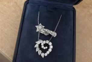 四叶草白贝母手串——天然宝石手链，养生饰品，四叶草寓意，选购指南推荐