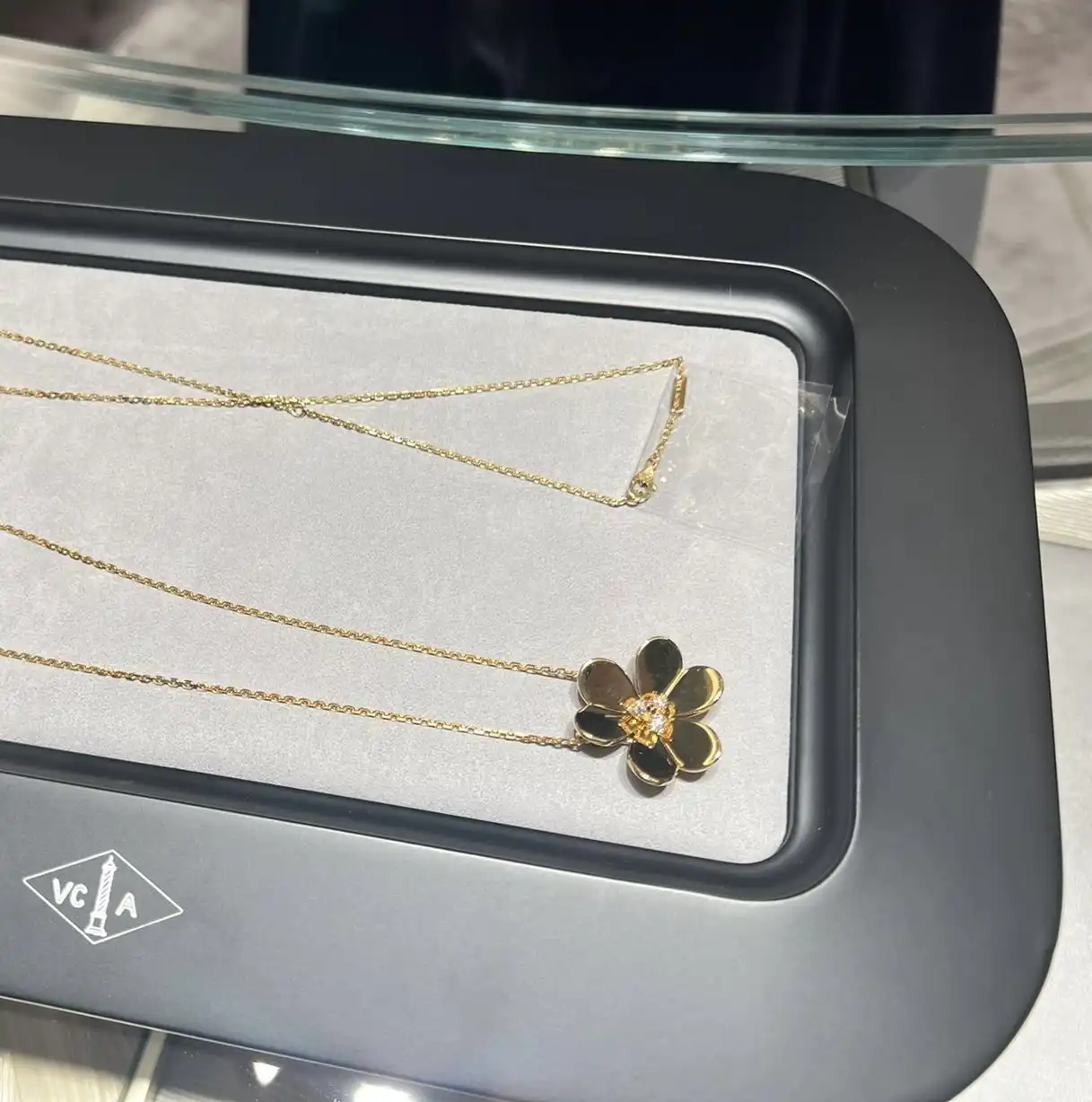 四叶草白贝母手串定制图片展示