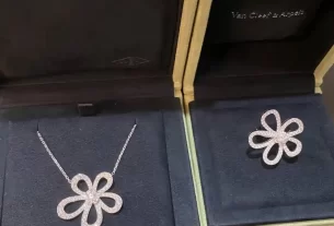 四叶草白贝母手串——天然宝石养生饰品，美颜保健必备！